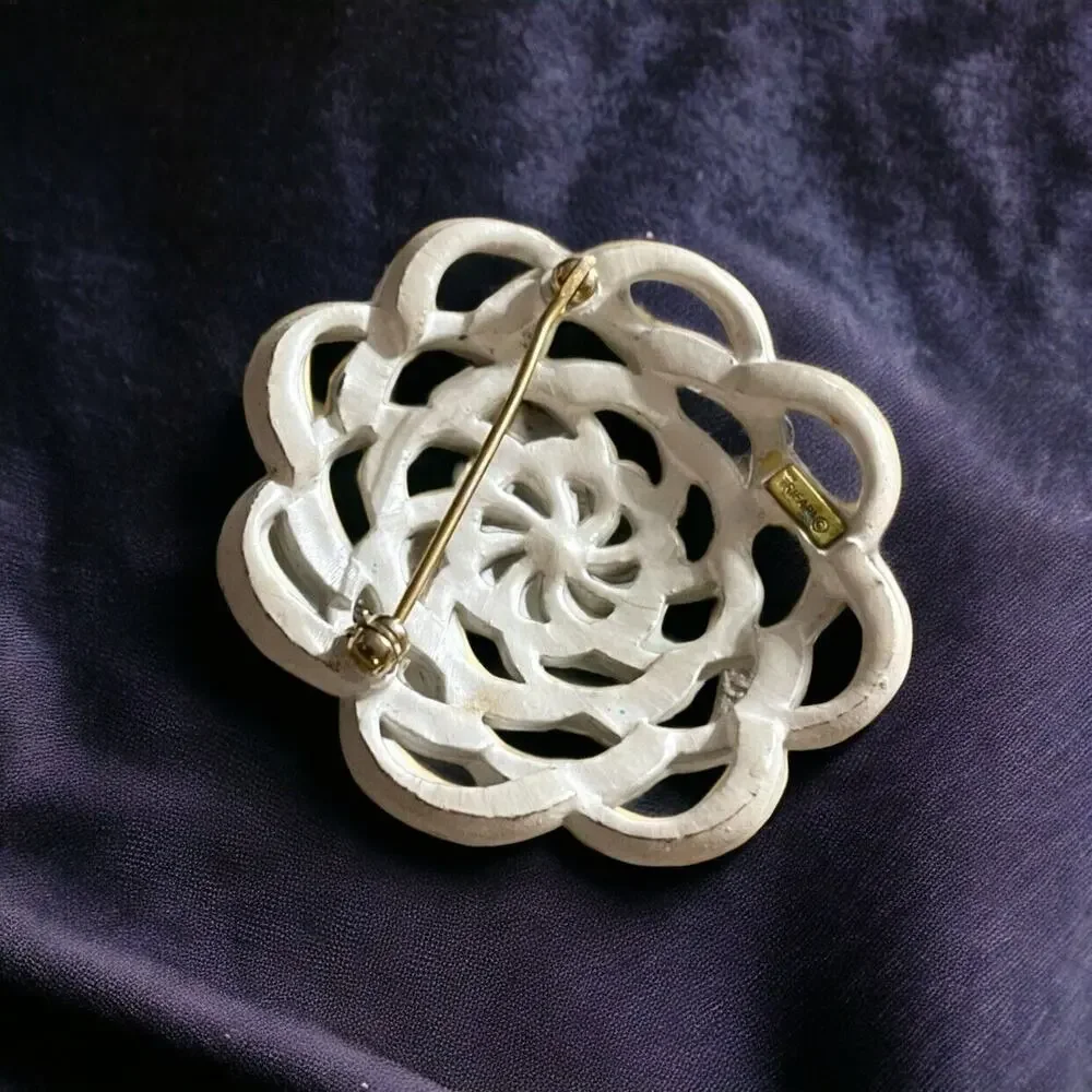 Vintage Crown Trifari White Enamel Swirl Curve Flower Brooch Signed Designer Pin